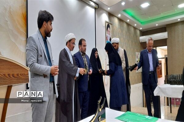 برگزاری مراسم تجلیل از برگزیدگان دختر جشنواره قرآن‌‌ و فرهنگی هنری در کاشمر