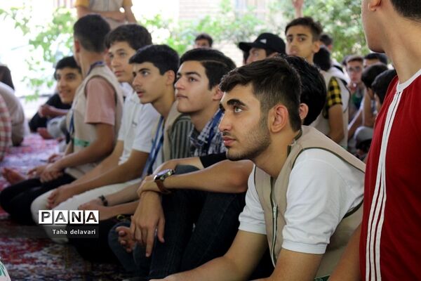 برگزاری اولین نماز جماعت گروه دوم اردوی یاورمربیان پیشتاز شهرستان‌های تهران