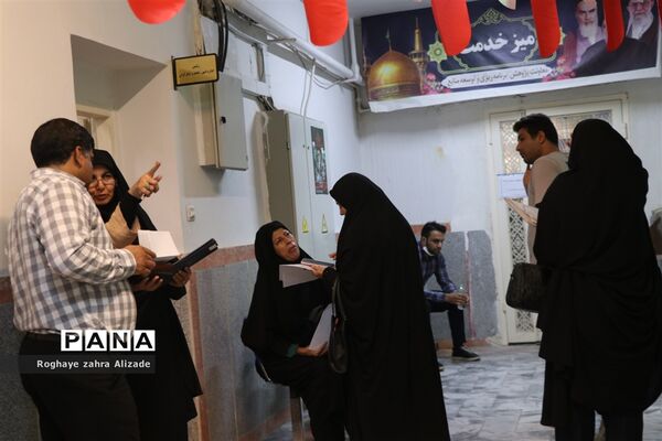 ملاقات مردمی مشاور وزیرآموزش و پرورش با جانبازان و رزمندگان