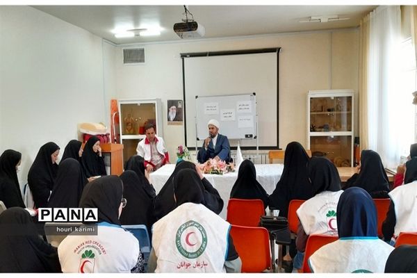 برگزاری کارگاه آموزشی عفاف و حجاب هلا ل احمرشهرستان مانه و سملقان