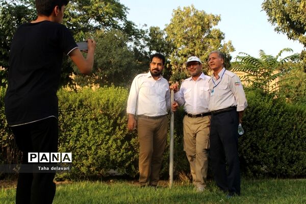 مسابقات طناب‌کشی در اردوی یاورمربیان سازمان دانش‌آموزی شهرستان‌های تهران