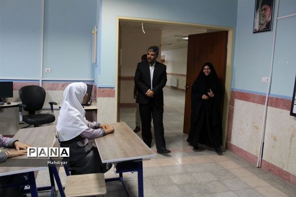 بازدید مدیرکل آموزش و پرورش شهرستان‌های تهران  از پایگاه‌های اوقات فراغت شهر جوادآباد
