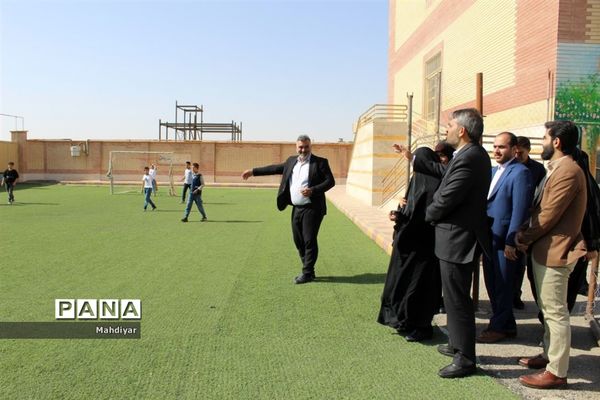 بازدید مدیرکل آموزش و پرورش شهرستان‌های تهران  از پایگاه‌های اوقات فراغت شهر جوادآباد