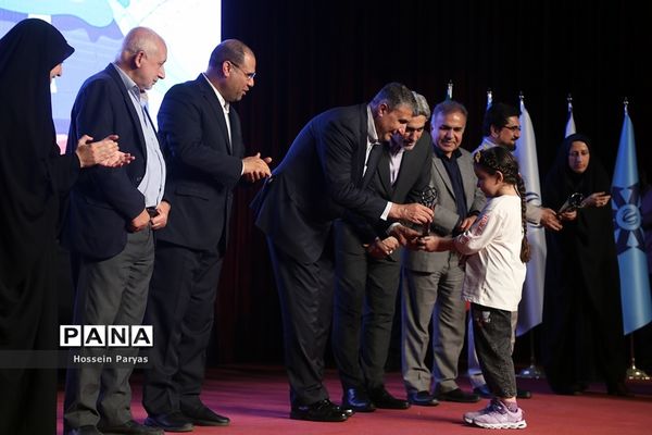 آیین انعقاد تفاهم‌نامه بین وزارت آموزش و پرورش و سازمان انرژی اتمی ایران