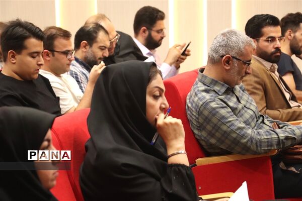 نشست خبری مدیرکل بهزیستی آذربایجان شرقی
