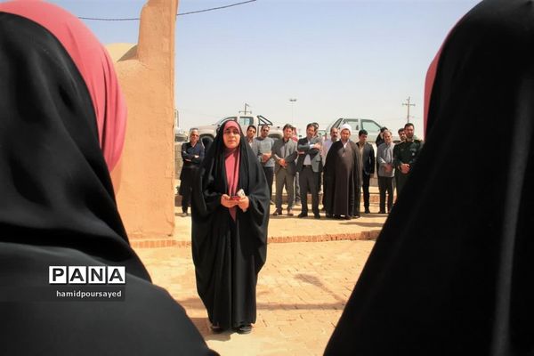 افتتاح نمایشگاه صنایع‌دستی و محصولات خانگی شهرستان ابرکوه