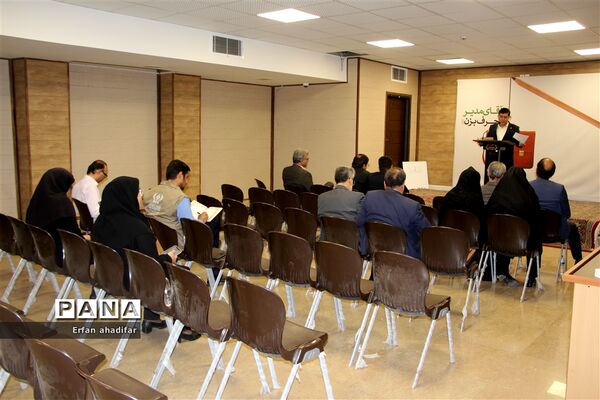 نشست خبری مدیرکل بهزیستی استان یزد به‌مناسبت هفته بهزیستی