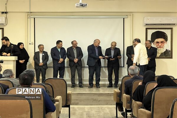 مراسم تجلیل از عوامل اجرایی برگزاری دوازدهمین جشنواره ملی سرود رضوی‌