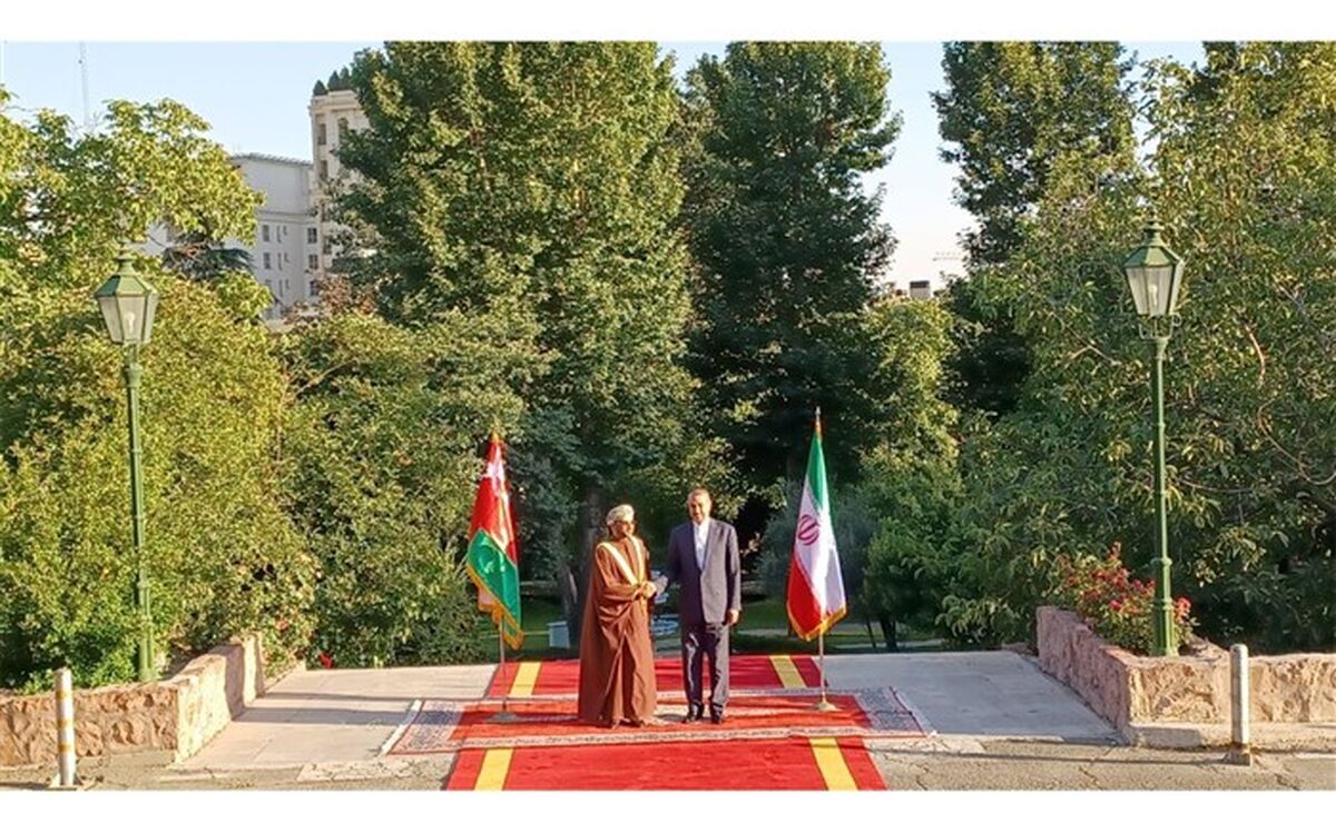 استقبال امیرعبداللهیان از وزیر خارجه عمان