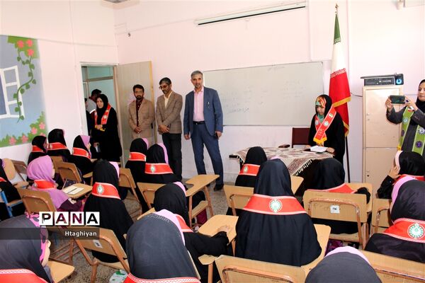 بازدید معاون ‌سازمان دانش‌آموزی‌ از پایگاه‌های اوقات فراغت سازمان دانش‌آموزی -2