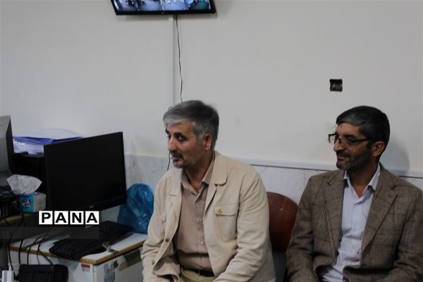 بازدیدمعاون فعالیت‌های دانش‌آموزی سازمان دانش‌آموزی کشور از پایگاه های اوقات فراغت سازمان دانش آموزی استان اصفهان