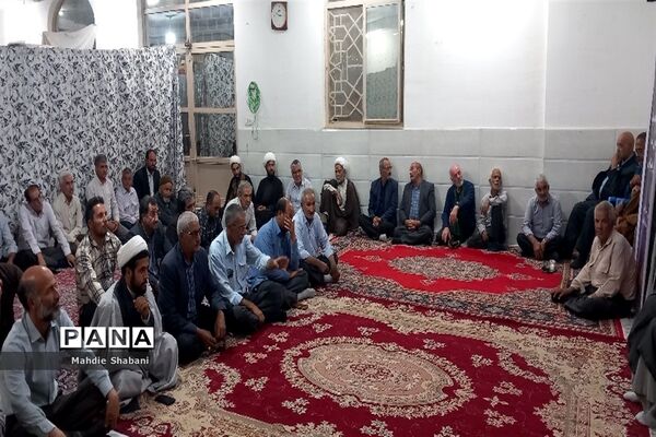 نشست مسئولان هیات‌های  مذهبی در امامزاده سید‌محمد(ع) کاشمر