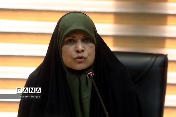 دیدار جمعی از خیرین سلامت کشور با وزیر آموزش و پرورش