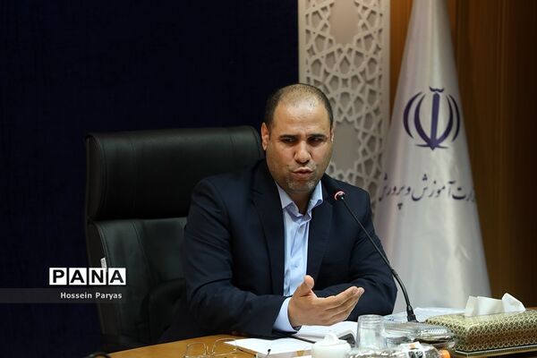 دیدار جمعی از خیرین سلامت کشور با وزیر آموزش و پرورش