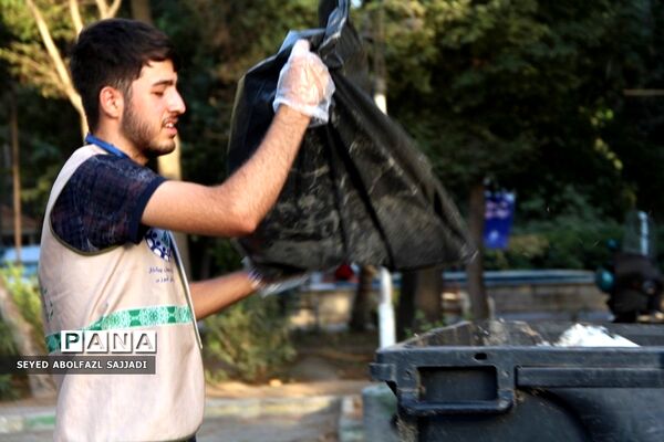 یاور مربیان عضو سازمان دانش‌آموزی حامیان محیط زیست