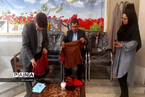 بازدید معاون آموزشی شهرستان کلات از پایگاه ثابت برگزاری دوره کارورزی، کارآموزی هنرستان حضرت معصومه(س)