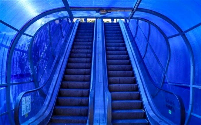 اجرای عملیات بررسی ایمنی پله برقی‌های مترو