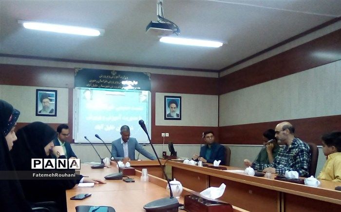 یکی از برنامه‌های ما در سازمان دانش‌آموزی، تربیت خبرنگاران دانش‌آموز است