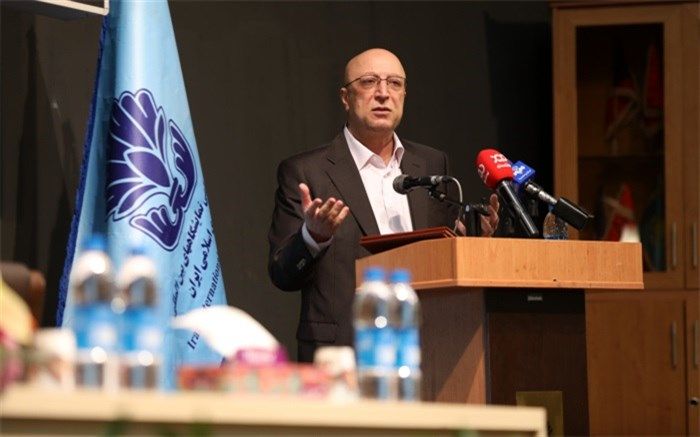  پایه‌های تشویقی استادان به ۶۰ پایه ارتقا یافت