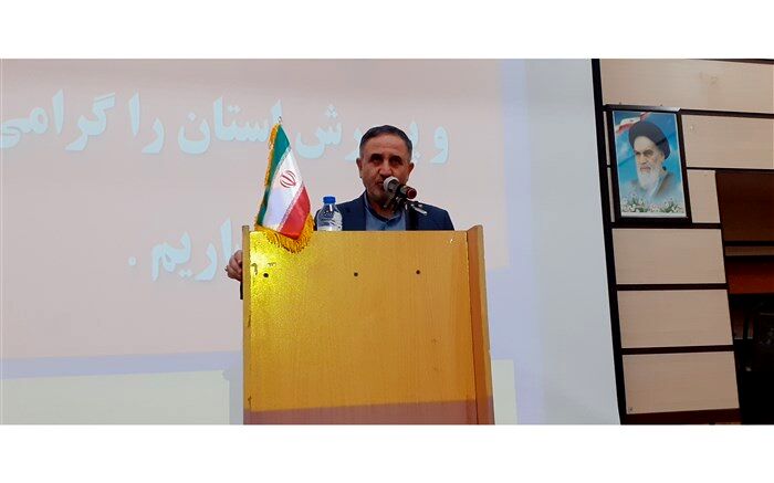 آموزش و‌ پرورش مطلقا نباید سیاسی شود