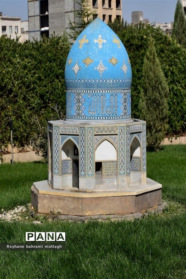 بوستان مینیاتوری مشهد محلی برای دیدن مراکز دیدنی و تاریخی ایران