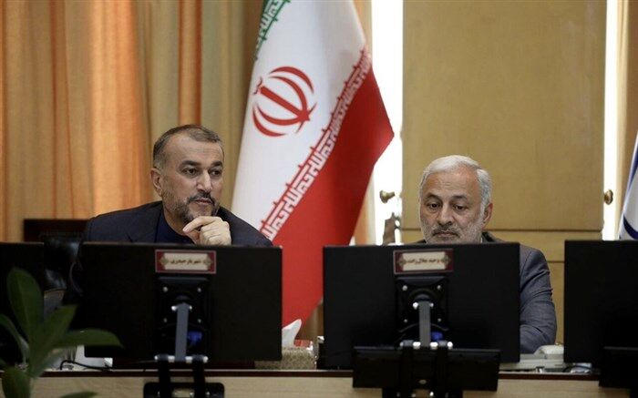 تأکید وزیر امور خارجه بر جبران مواضع روسیه در تماس لاوروف