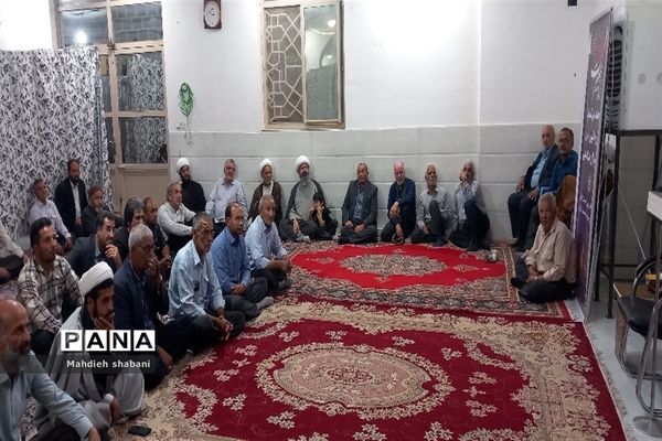 نشست با روحانیون و مداحان ومسئولان هیات مذهبی در امامزاده سید محمد(ع) در کاشمر