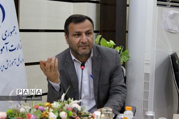 جلسه شورای برنامه‌ریزی و نظارت بر کودکستان‌ها استان بوشهر