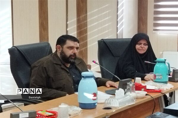 جلسه هماهنگی برنامه احلی من العسل