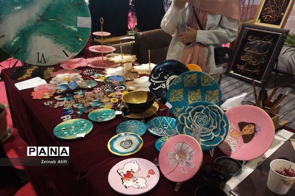 حضور پرشور دانش‌آموزان و بانوان فرهنگی در رویداد سما