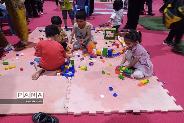 حضور پرشور دانش‌آموزان و بانوان فرهنگی در رویداد سما