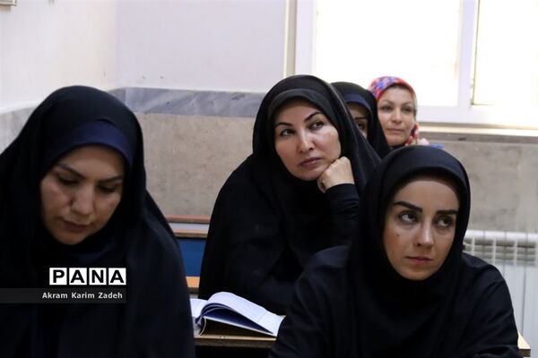 اجرای طرح اتقان جهت آموزگاران دوره ابتدایی آموزش و پرورش اسلامشهر
