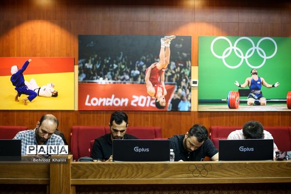 نشست خبری رئیس فدراسیون بسکتبال