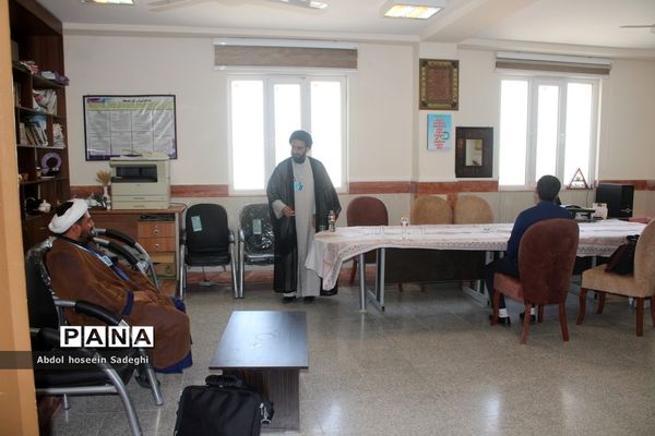 بازدید مسئولان اداره‌کل آموزش و پرورش استان بوشهر  از کانون‌های ارزیابی آزمون استخدامی