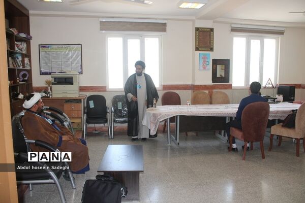 بازدید مسئولان اداره‌کل آموزش و پرورش استان بوشهر  از کانون‌های ارزیابی آزمون استخدامی