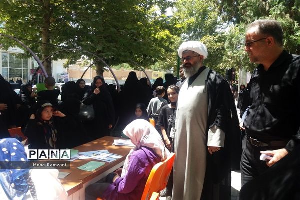 اجتماع بزرگ دانش‌آموزی عاشقان قرآن در کاشمر