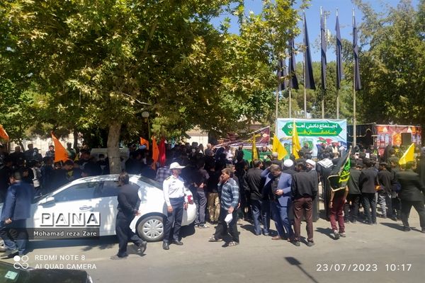 اجتماع دانش‌آموزی عاشقان قرآن در کاشمر