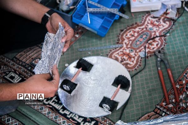 برگزاری مسابقه نجات تخم مرغ در جشنواره تابستانه دانش‌آموزی ابرکوه