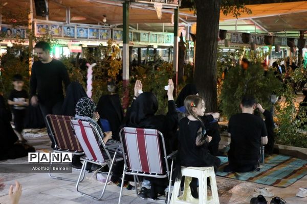 حضور خادمین نوجوان و جوان در هیات های عزاداری قم