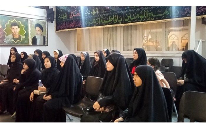 رونمایی از کتاب خاطرات یک کودک شهید پنج ساله در قم