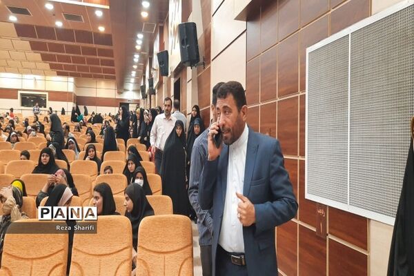 اجتماع خواهران آرمان مدافعان حریم خانواده در بوشهر