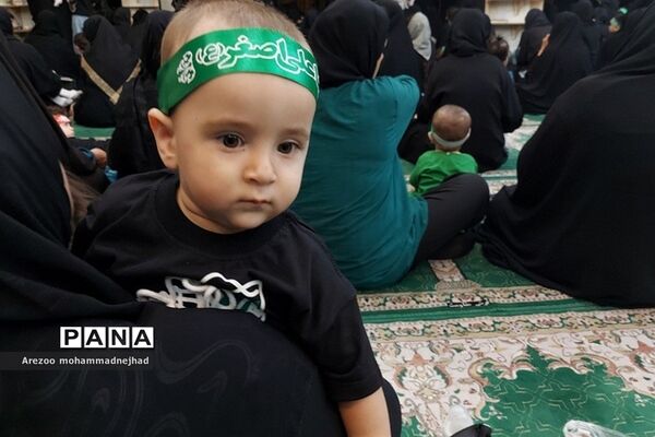 اجتماع شیرخوارگان حسینی در مصلی نماز جمعه شهرستان‌قرچک