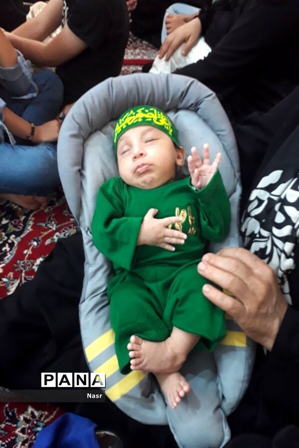 برگزاری همایش شیرخوارگان حسینی در مهدیه رباط اصفهان
