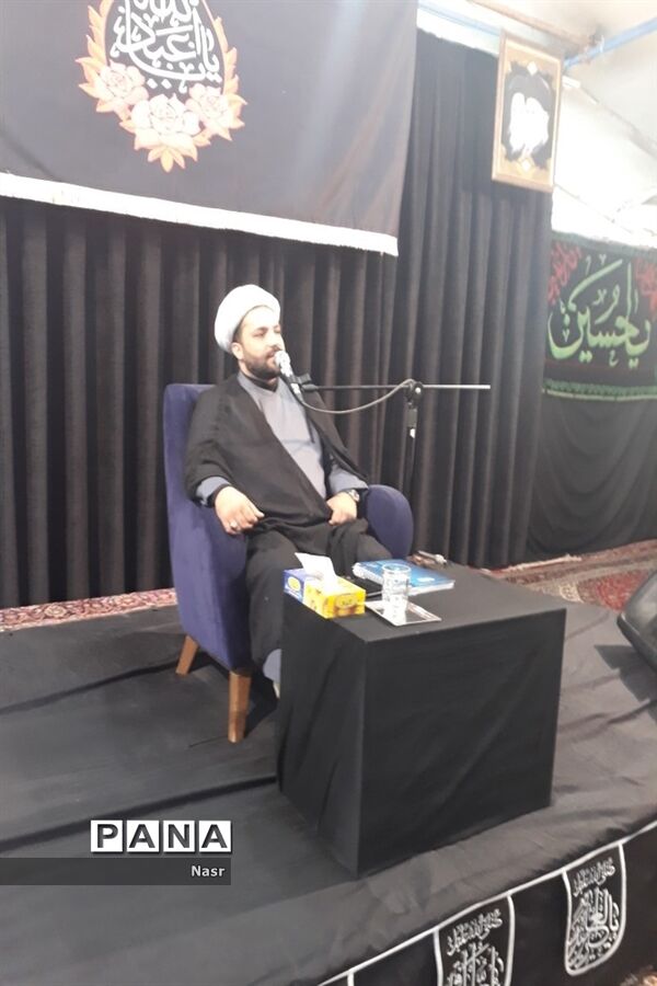 برگزاری همایش شیرخوارگان حسینی در مهدیه رباط اصفهان