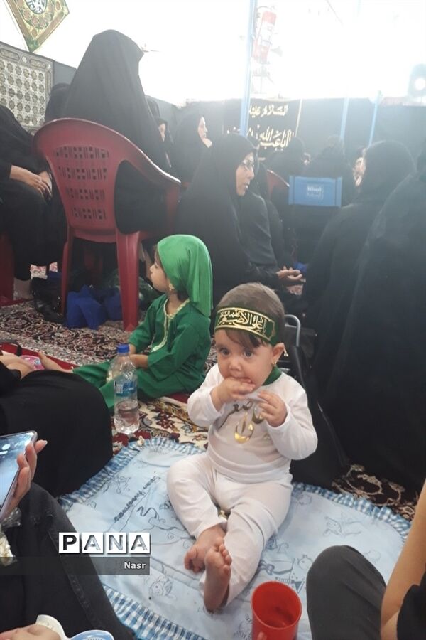 برگزاری همایش شیرخوارگان حسینی در مهدیه رباط اصفهان