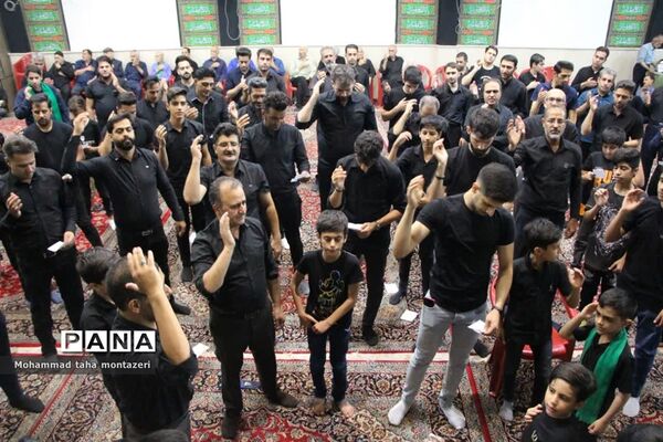 مراسم عزاداری دهه اول محرم درهیات بیت العباس تکیه هدشی‌های یزد