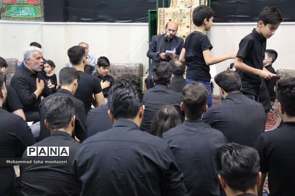 مراسم عزاداری دهه اول محرم درهیات بیت العباس تکیه هدشی‌های یزد