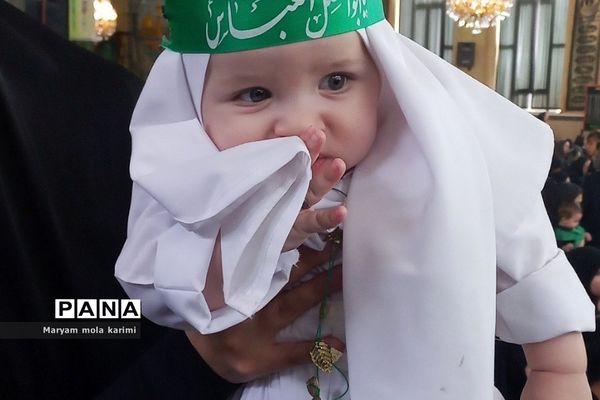 مراسم شیرخوارگان حسینی در مسجد محله قاضی دماوند