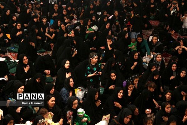 اجتماع بزرگ شیرخوارگان حسینی در بهارستان‌ دو