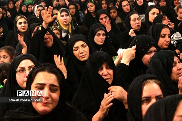 اجتماع بزرگ شیرخوارگان حسینی در بهارستان‌ دو